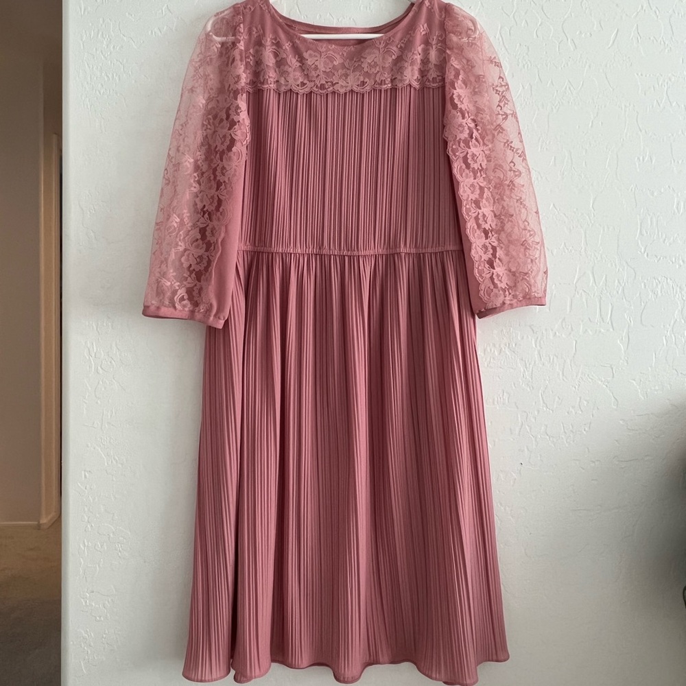 Vintage lace dress